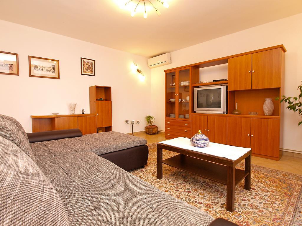 Apartments Munida 734 Медулин Экстерьер фото